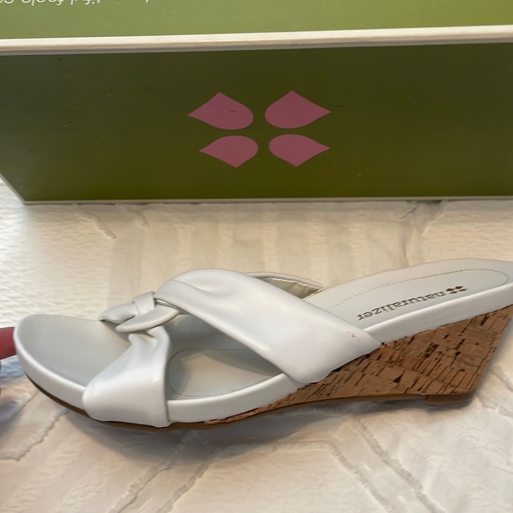 Naturalizer Taverna White Sandals 8